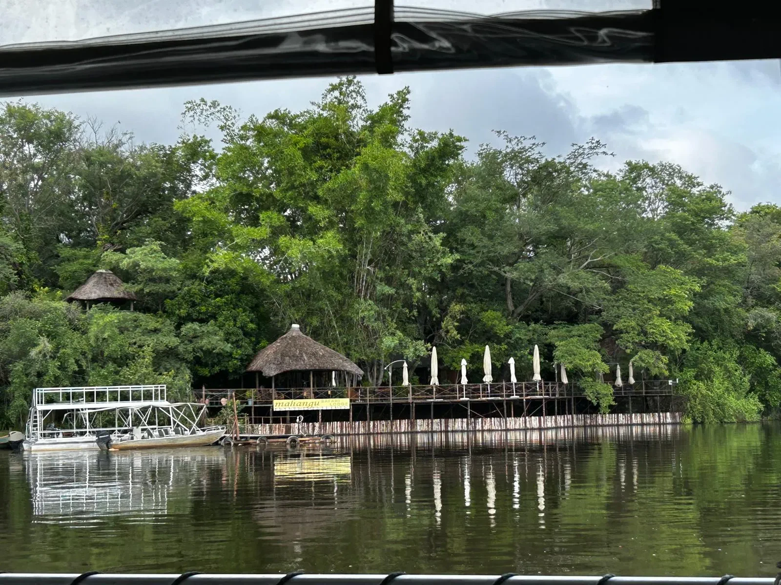 IMG-20250121-WA0039 Photo of rented vehicles being prepared for a journey.